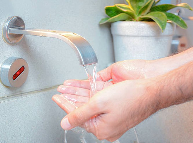 touchless faucet